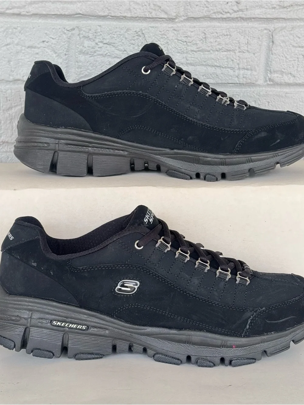 Skechers ✨black synergy